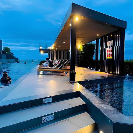 Great Location With Infinity Pool - Central Pattaya Apartman Kültér fotó