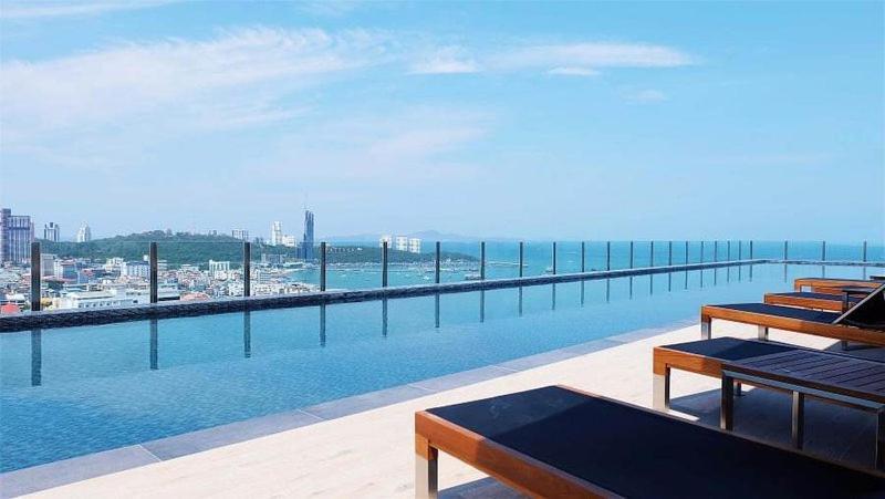 Great Location With Infinity Pool - Central Pattaya Apartman Kültér fotó