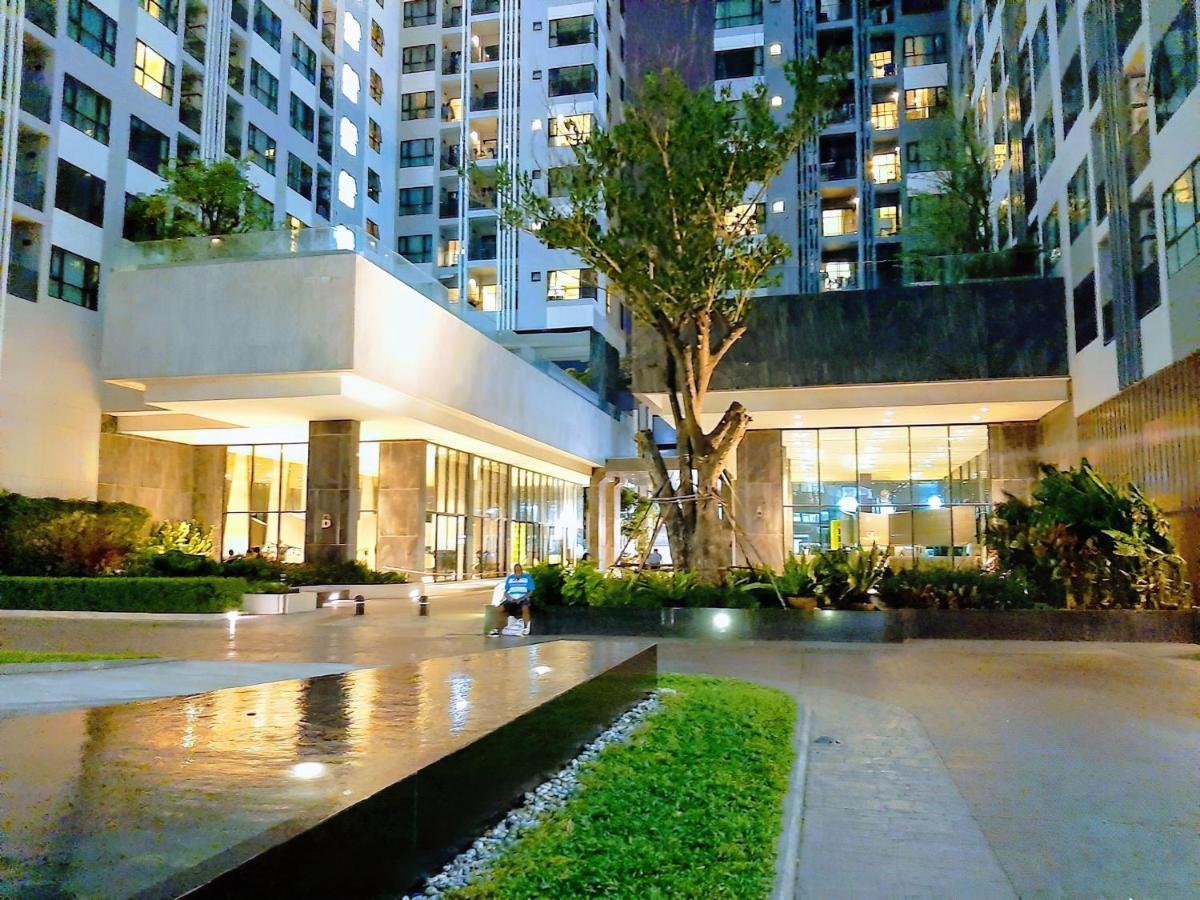 Great Location With Infinity Pool - Central Pattaya Apartman Kültér fotó