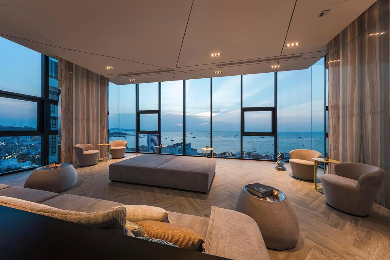 Great Location With Infinity Pool - Central Pattaya Apartman Kültér fotó