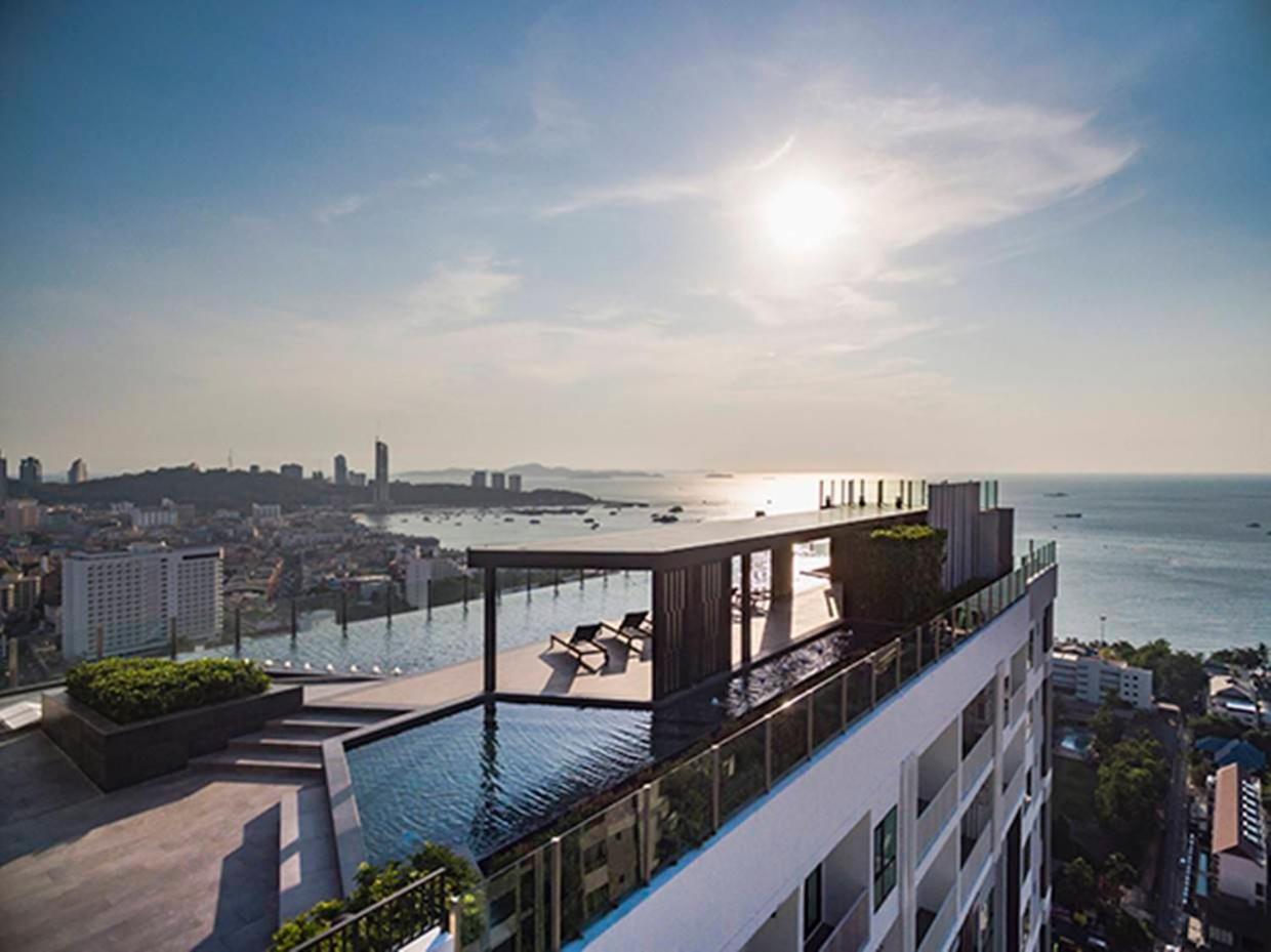 Great Location With Infinity Pool - Central Pattaya Apartman Kültér fotó